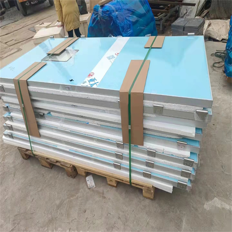 马鞍山工业防护先锋:定制化铅门解决方案全解析